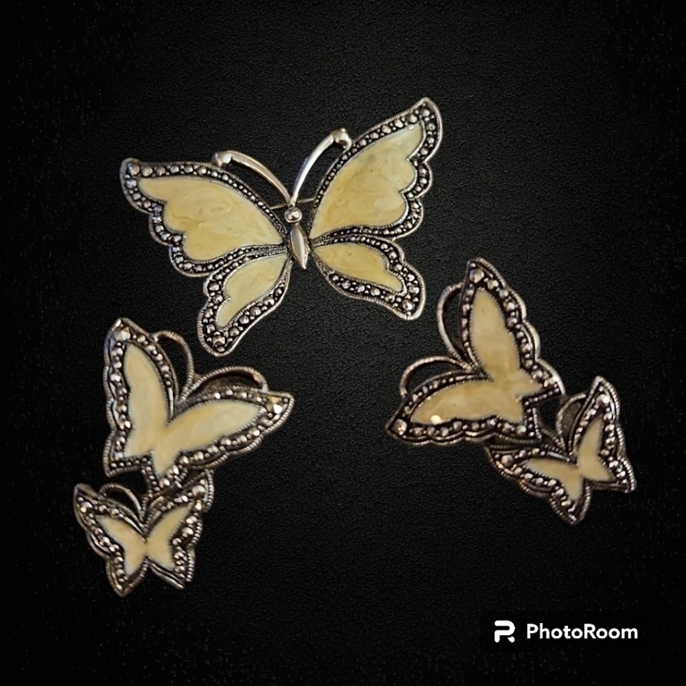 VTG AVON 1991 Enamel Marcasite Whispering Wings Butterfly Brooch Earrings Set